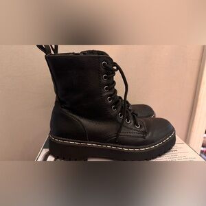 Sincerely Jules Black Lace-Up Boots